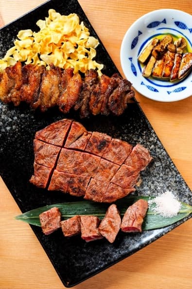 燒肉、烤肉、串燒三種都想吃,饕客必吃燒烤! 燒肉、烤肉、串燒三種都想吃,饕客必吃燒烤!