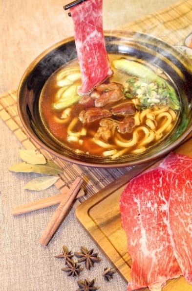 天成飯店集團 重量級「澳洲9+和牛頂級牛肉麵」NT$ 580+10% (1).jpg