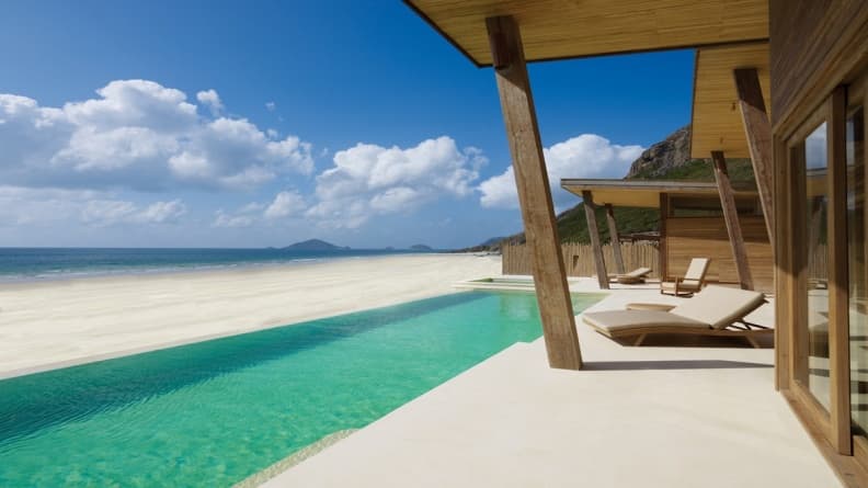 SSCD_Ocean Front Bedroom Pool Villa.jpg