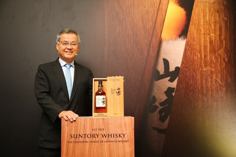 01 三得利威士忌 全球品牌大使 宮本博義，來台發表「山崎單一麥芽威士忌 水猶桶18年2017版」.jpg