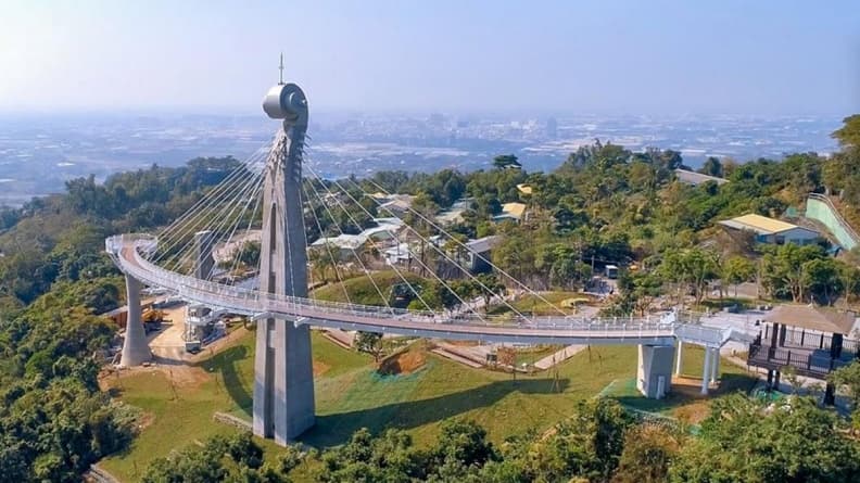 都還沒去過！超人氣天空步道「岡山之眼」倒數休園中，月底衝一波打卡去！