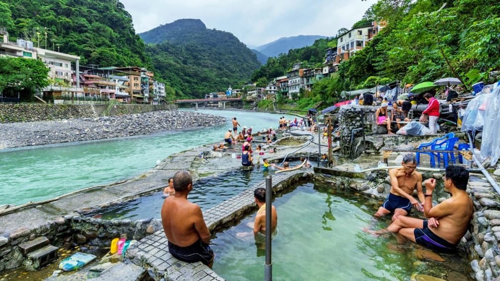 冷颼颼泡個湯！全台溫泉「最受歡迎前5名」準備出發去