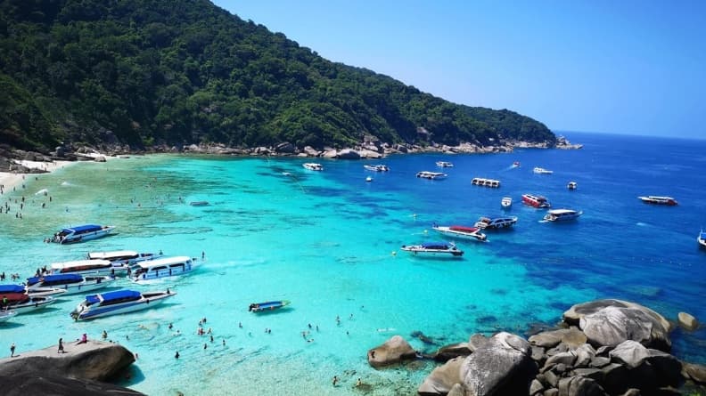 清澈就像浮在空中！泰國「小馬爾地夫」　每年只開放7個月登島