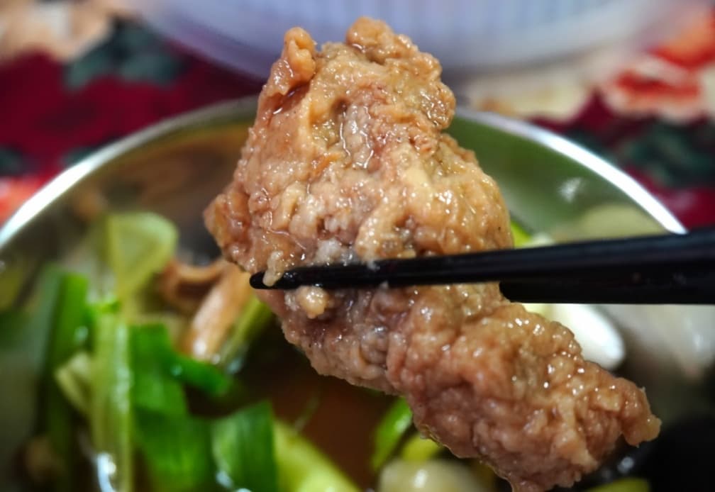 153元嗑雙主菜！老字號飯店「防疫便當」先嘗鮮嫩蒲燒鰻，加購必點招牌「魷魚螺肉蒜」