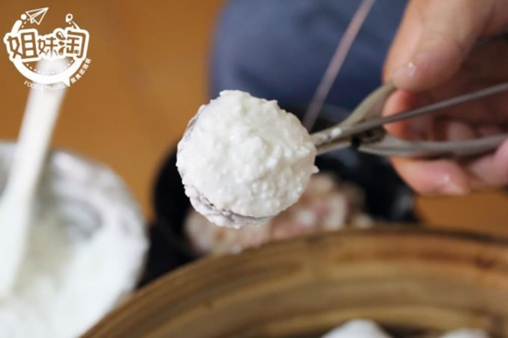 用「吹」的肉圓！手工現做１顆只要13元，蕾絲餅雙蛋蚵仔煎也必吃