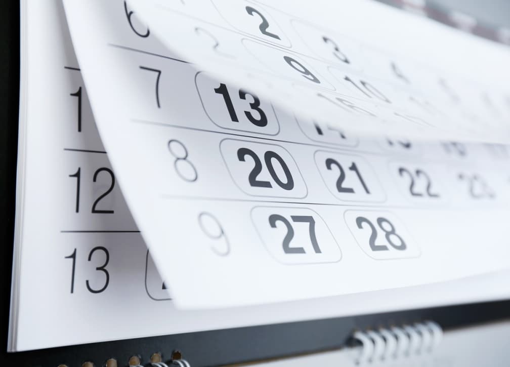 上班族崩潰！２月補班２天不是最慘，「這個月」才是今年最累大魔王
