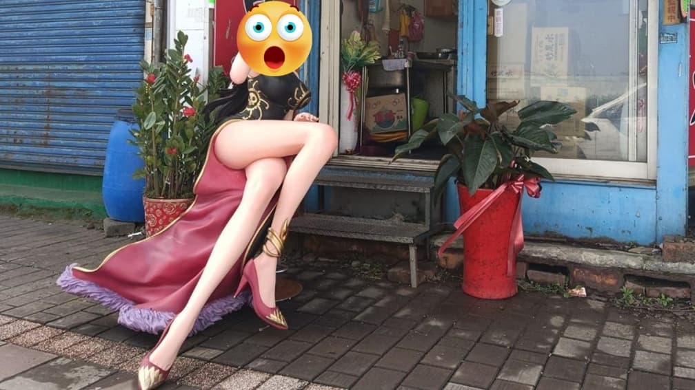 巨乳＋逆天長腿超吸睛！女神級檳榔西施攤前攬客，內行人驚呼：她身價超貴