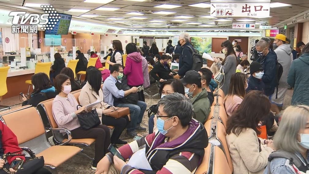 辦護照別跑錯！3/13起增設「第二收件場所」，想省時掌握２撇步