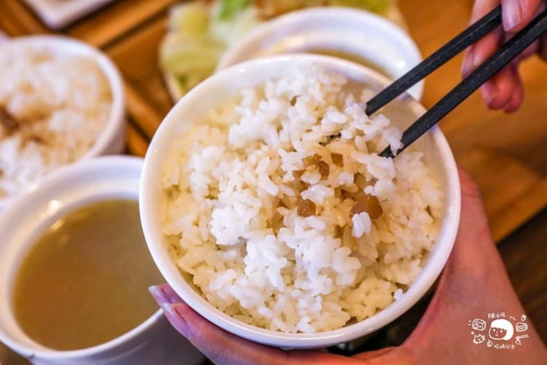 白飯、老火湯無限續碗！老饕激推「永和最好吃燒臘」在這，神級燒肉酥脆銷魂