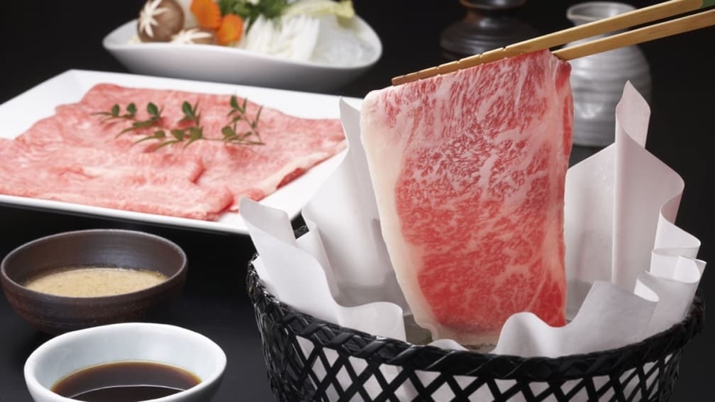 店內餐點「飛驒牛涮涮鍋」。（圖片來源：晴山日本料理）