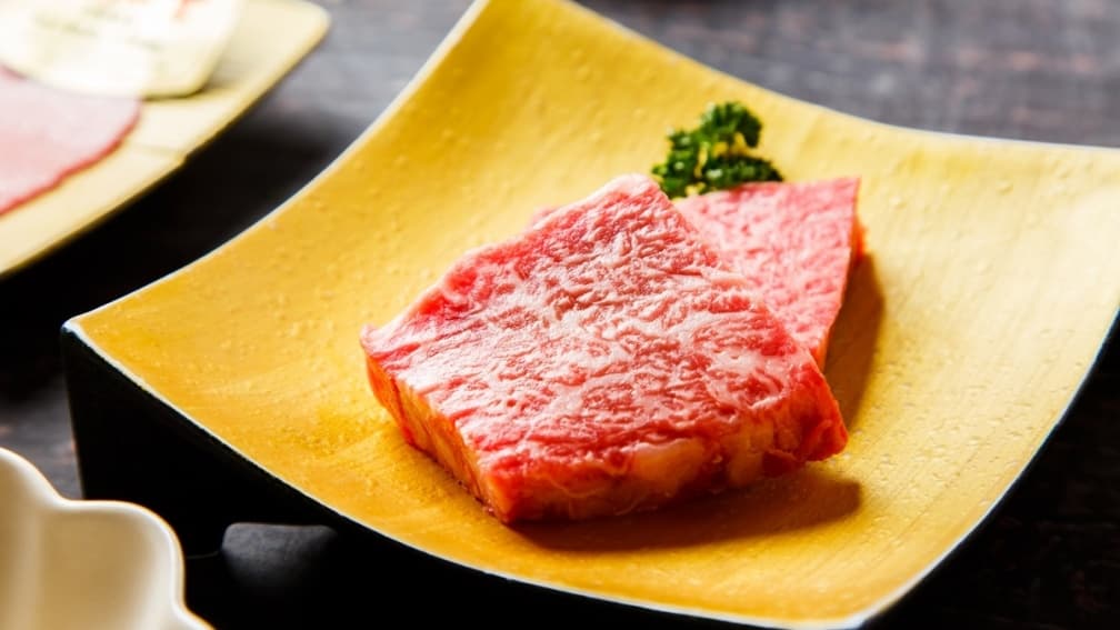 赤身厚切。（圖片來源：HATSU Yakiniku & Wine和牛燒肉專門店）