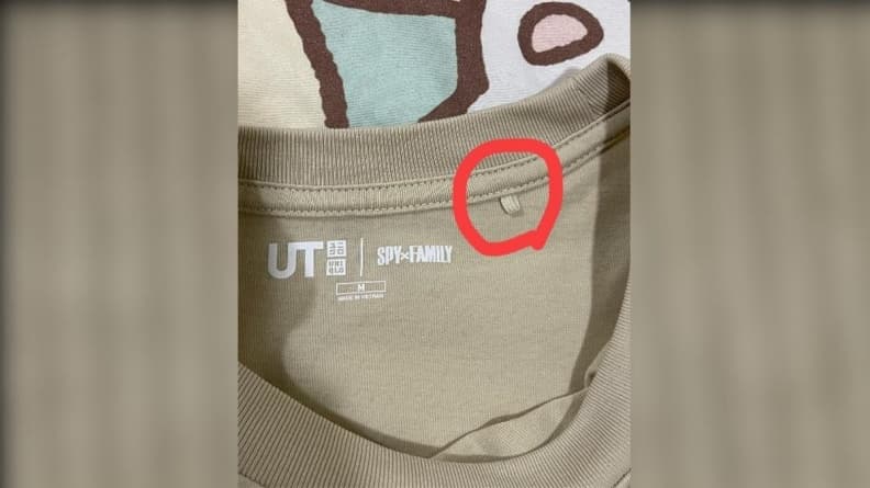 長知識了!圓領T恤標籤旁為何有「小鉤環」?內行人曝真實用途 長知識了!圓領T恤標籤旁為何有「小鉤環」?內行人曝真實用途