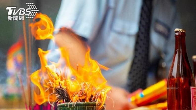 最凶「黑兔年」鬼月來了！專家曝４生肖運勢變弱１招可防煞，４水果勿上供桌