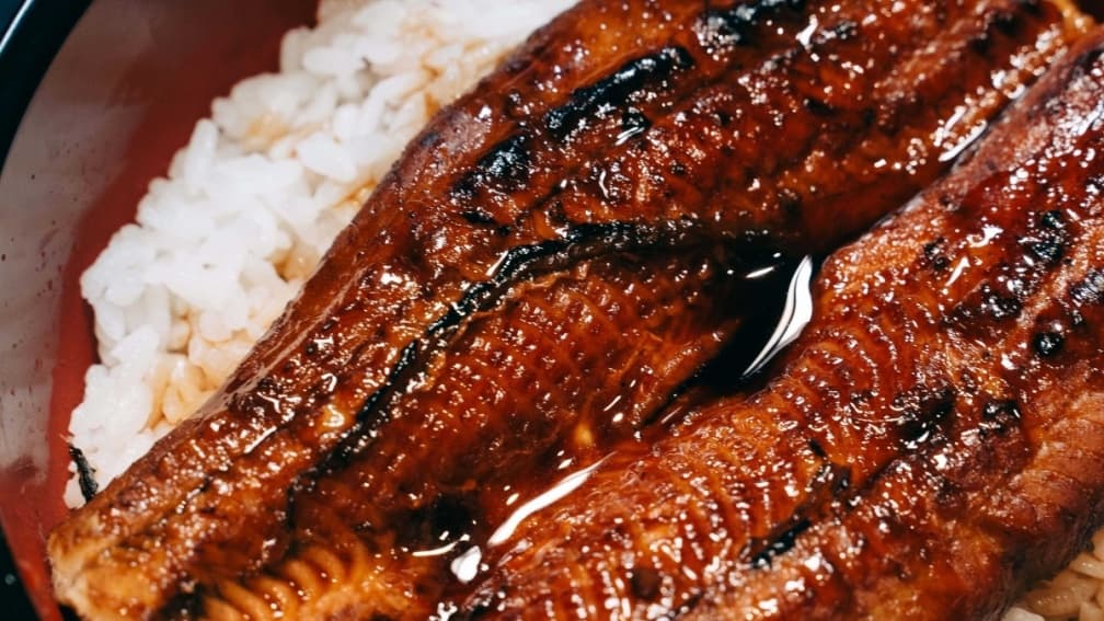 「鈴成」餐點醬汁為創辦人獨創。（圖片提供：鈴成）