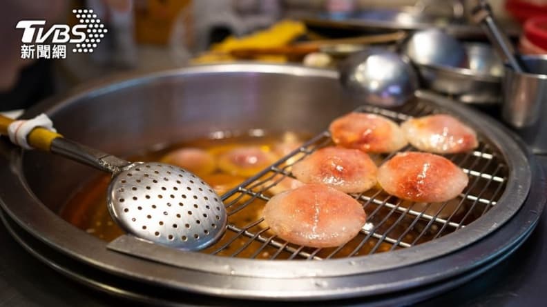 男友買肉圓沒加1物她秒崩潰!PO文抱怨「這碗肉圓死了」掀兩派網友論戰 男友買肉圓沒加1物她秒崩潰!PO文抱怨「這碗肉圓死了」掀兩派網友論戰