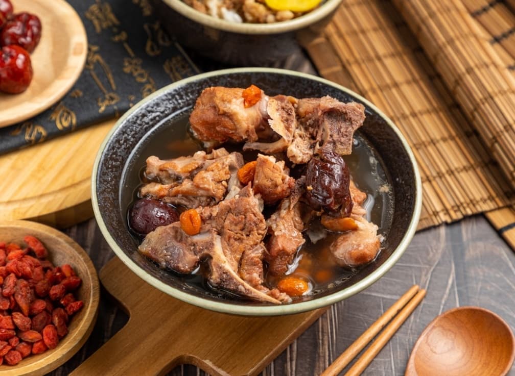 【食尚獨家優惠】藥燉排骨買一送一！三代老店古早味限量500份，新北人補起來