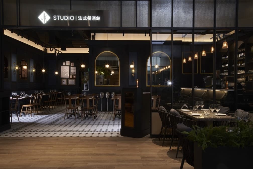【獨家】用餐送勃根地田螺！超美法式餐酒館現身大直，必點蟹肉餅、油封鴨腿