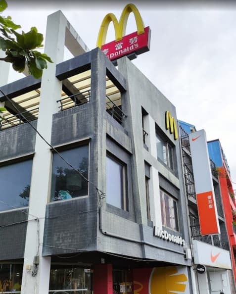 28年回憶掰了！墾丁大街麥當勞吹熄燈號，官方回應歇業原因