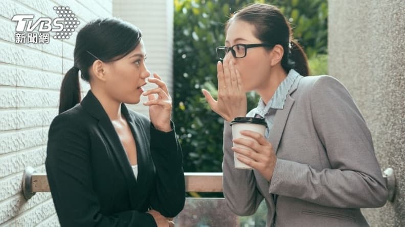 3星座女生超愛搬弄是非!雙子易被視為三八,第1名簡直是「是非製造機」 3星座女生超愛搬弄是非!雙子易被視為三八,第1名簡直是「是非製造機」