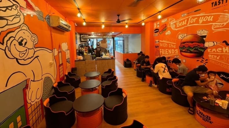 「WeBBerger」發跡於高雄新崛江，開幕至今已有９年的歷史。（圖片來源：痴吃的玩）