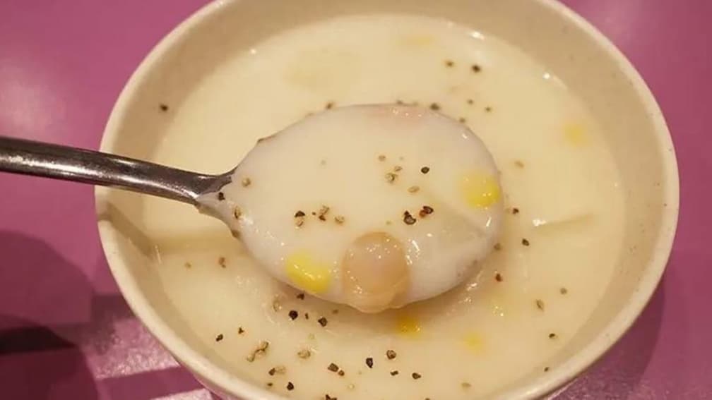 ▲玉米濃湯有滿滿奶香味。（圖片來源：小噗扒飯食記）