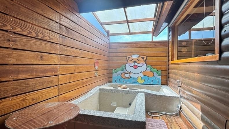 有專屬獨立泡湯池，可比湯屋等級。（圖片來源：城市少女阿璇）