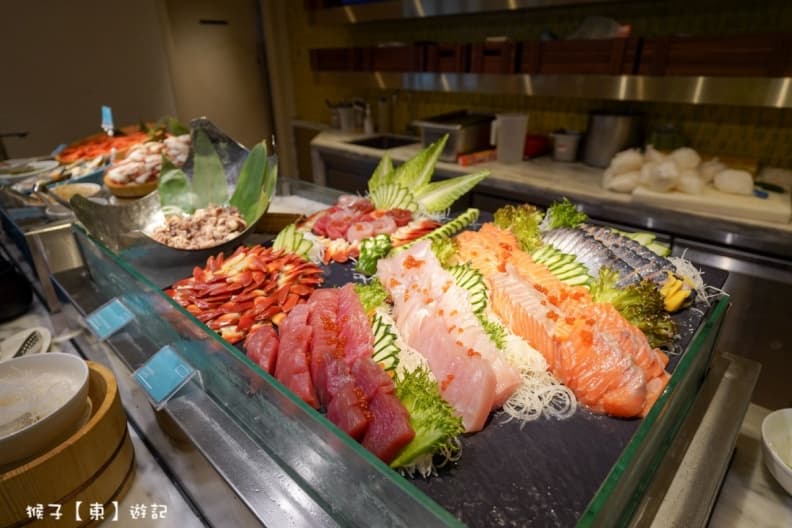 2026台中自助餐Buffet10家攻略:直送海鮮、波士頓龍蝦湯、180度夜景 台中吃到推薦:台中日月千禧酒店|饗樂全日餐廳