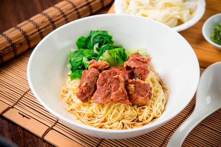 「愛飯團」站長許心怡大推最愛牛肉麵