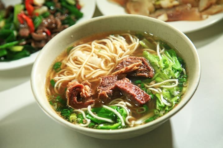 經典老字號牛肉麵，沒吃過真的遜掉了！