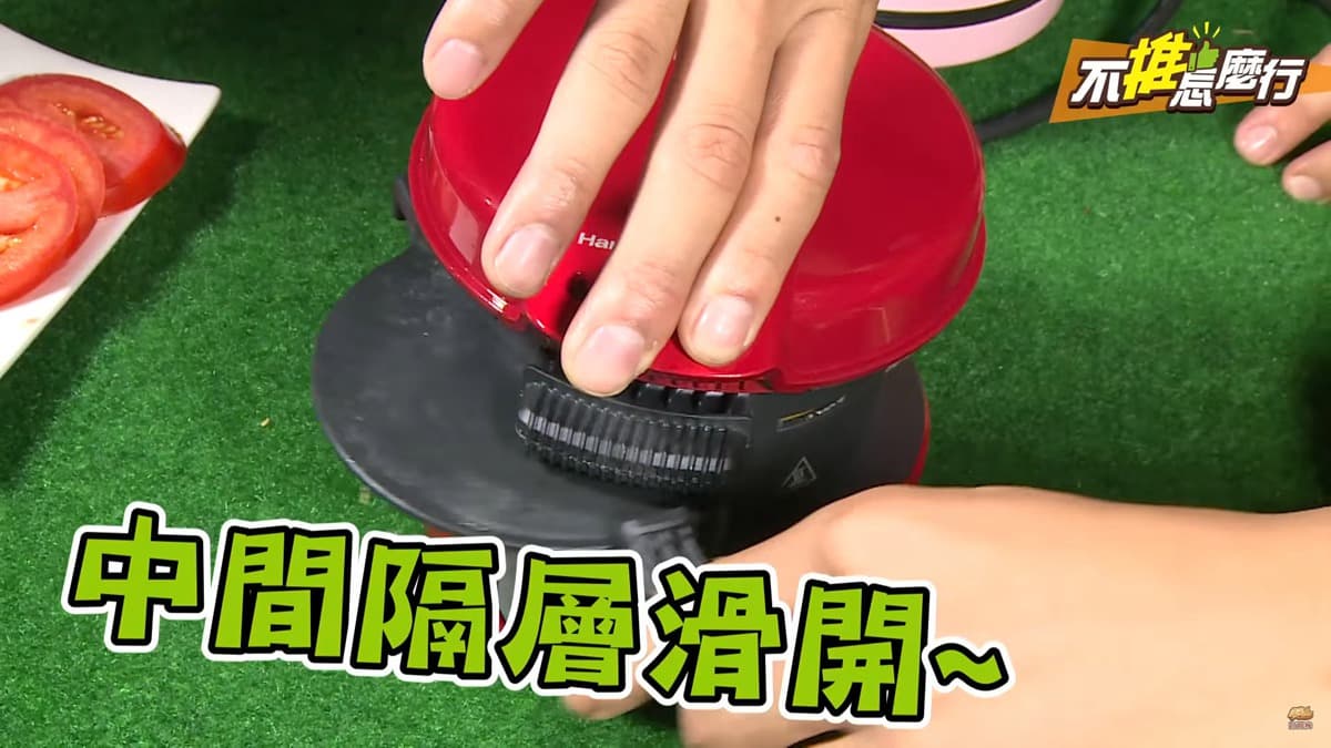 《不推怎麼行》神！材料一一放進去，整顆漢堡疊好跑出來？