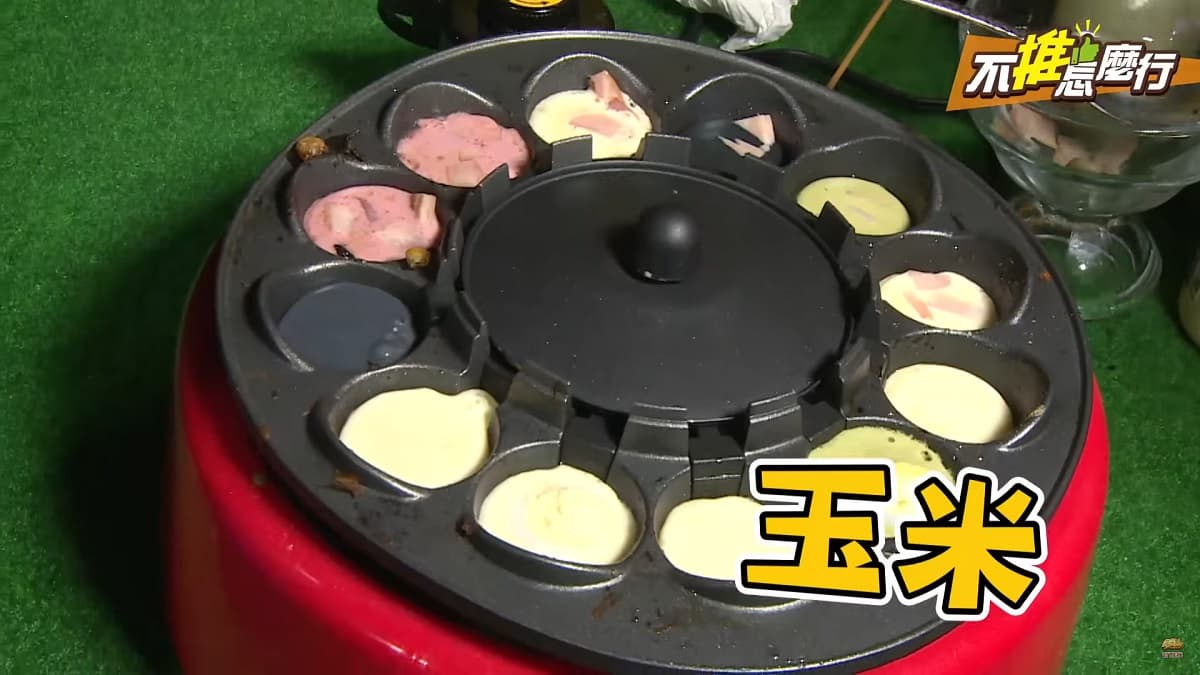 《不推怎麼行》神！材料一一放進去，整顆漢堡疊好跑出來？