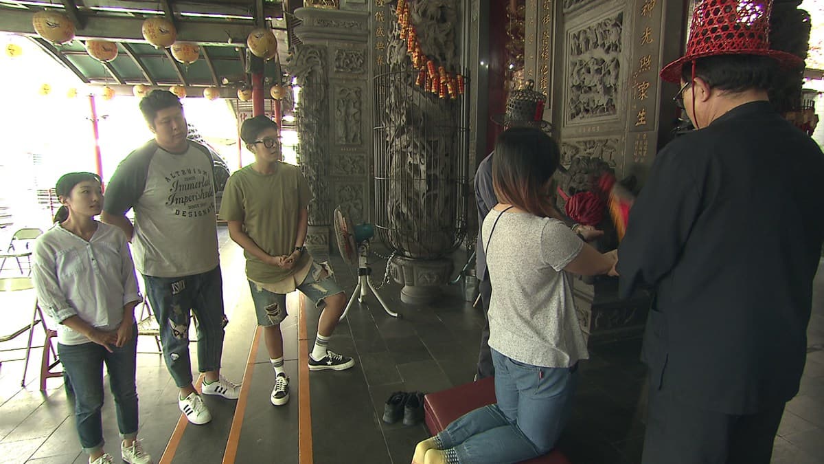 帶衰就要打屁股!東港王爺賜好運 帶衰就要打屁股!東港王爺賜好運