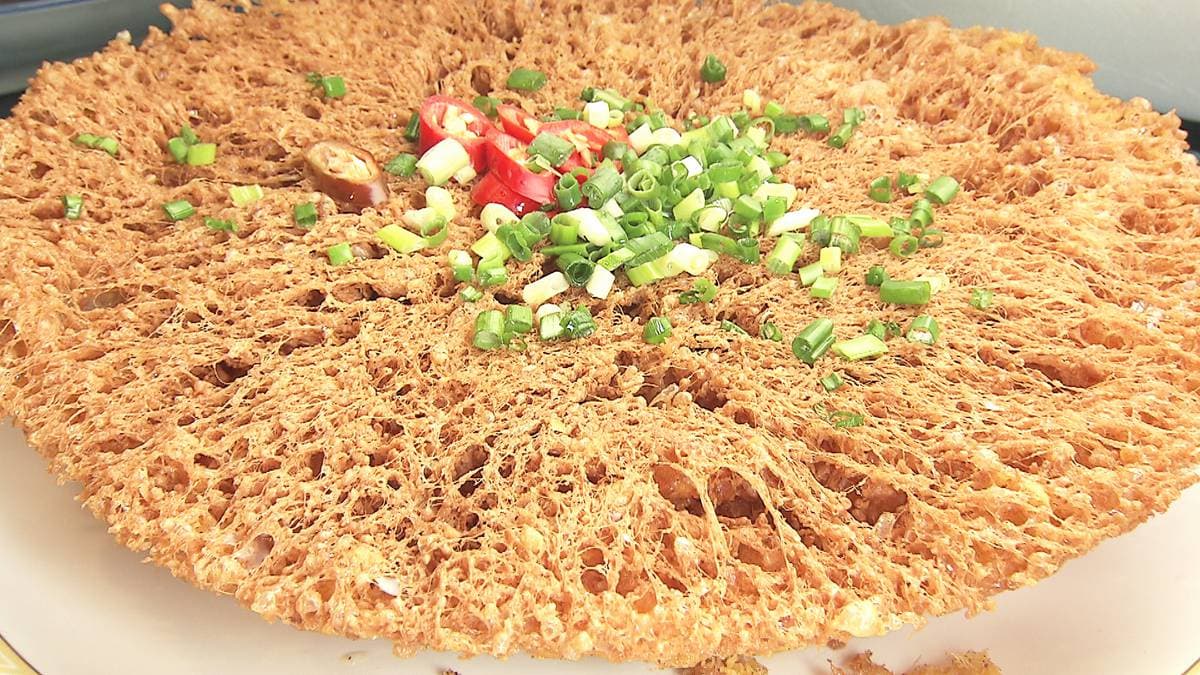 一片生魚片300元!百萬黑鮪魚套餐 一片生魚片300元!百萬黑鮪魚套餐