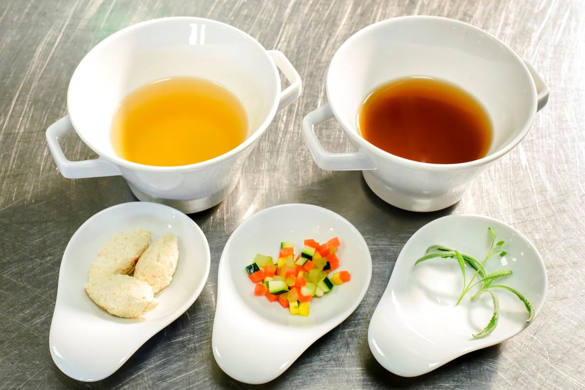 【名廚教做菜】帥哥主廚的義法雞湯料理 【名廚教做菜】帥哥主廚的義法雞湯料理
