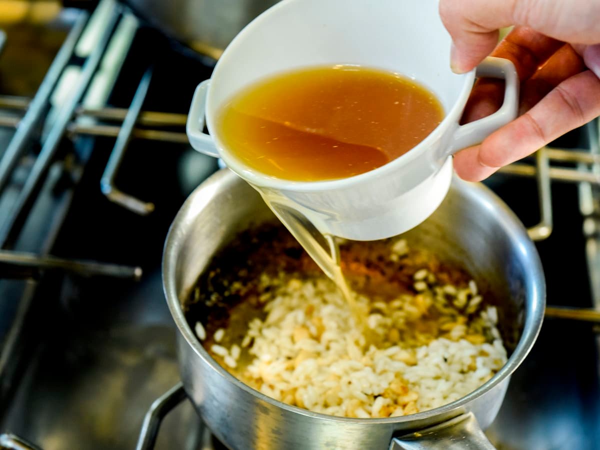 【名廚教做菜】帥哥主廚的義法雞湯料理 【名廚教做菜】帥哥主廚的義法雞湯料理