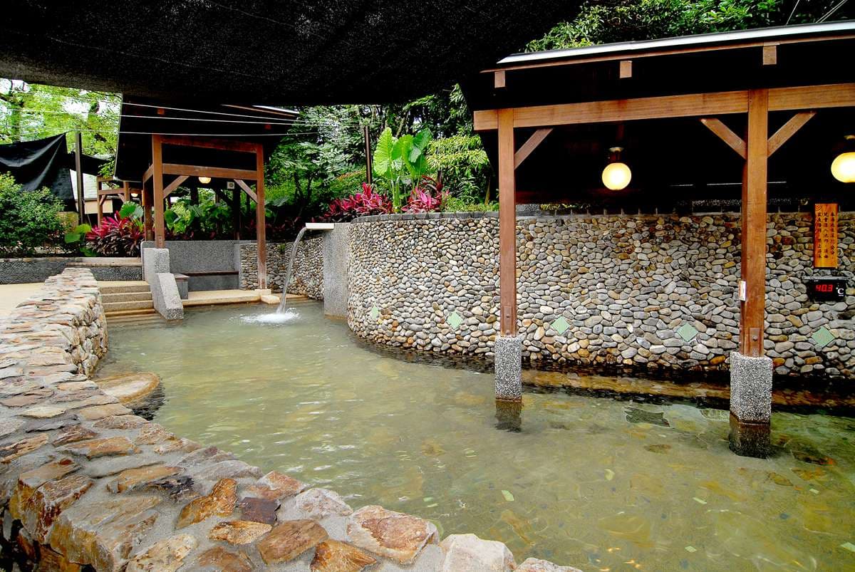 來去「洗魂舒」 日系泡湯不花一毛錢！