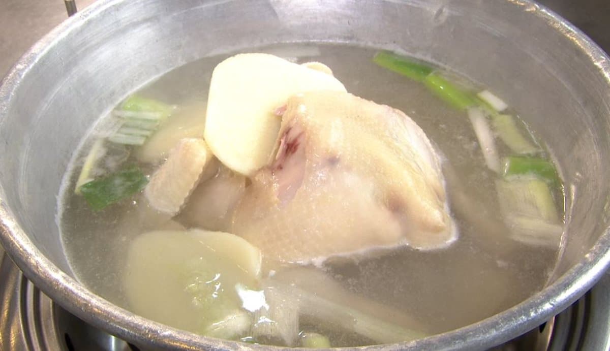 東大門必吃清燉一隻雞!沒吃過別說你來過韓國 東大門必吃清燉一隻雞!沒吃過別說你來過韓國