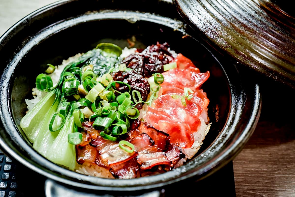 冬天必吃！3家充滿「奇特味」的雞汁火鍋
