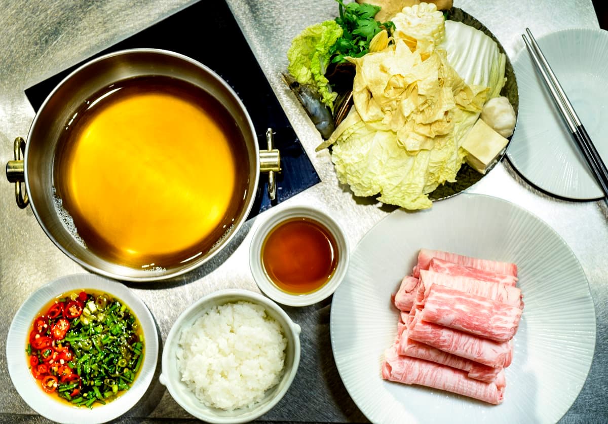 霸王別「雞」 這些鍋物店湯頭比食材更有戲