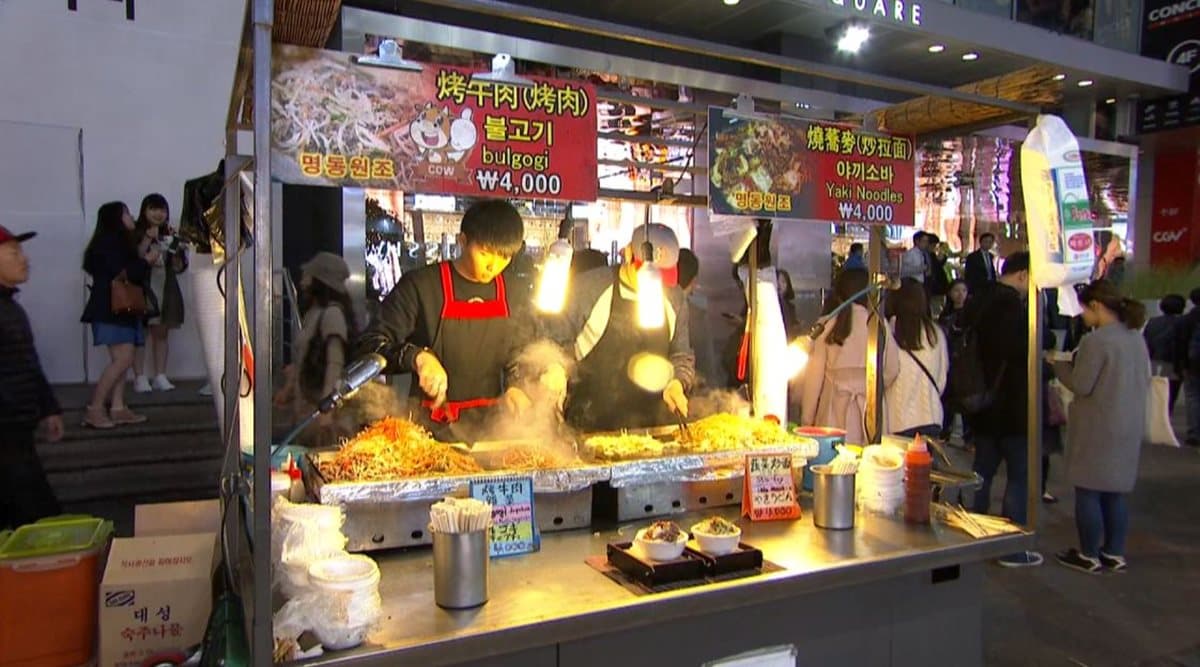 料都滿出來了！ 首爾必吃這款流落民間的帝王小吃