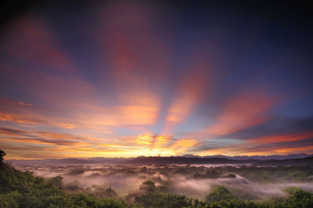夕陽、跨年、迎曙光!全台這11個點看無敵美 夕陽、跨年、迎曙光!全台這11個點看無敵美