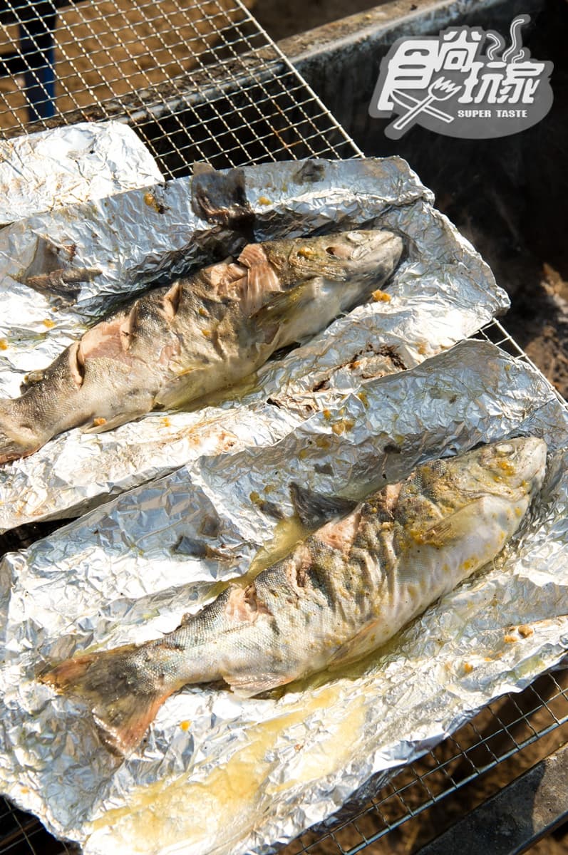 冰上釣魚、徒手抓魚、 堆雪人， 韓國超夯山川魚慶典
