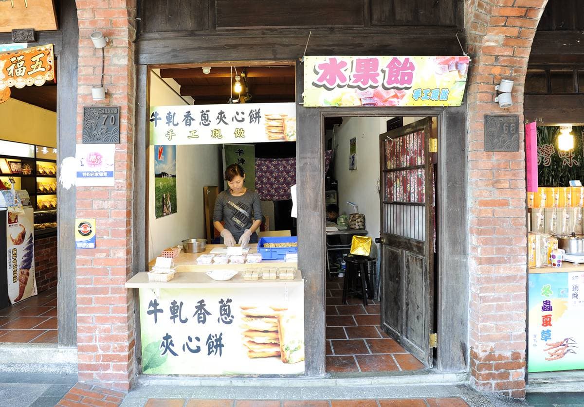 全台最長巴洛克風老街!百年古廟旁5人氣小吃 全台最長巴洛克風老街!百年古廟旁5人氣小吃