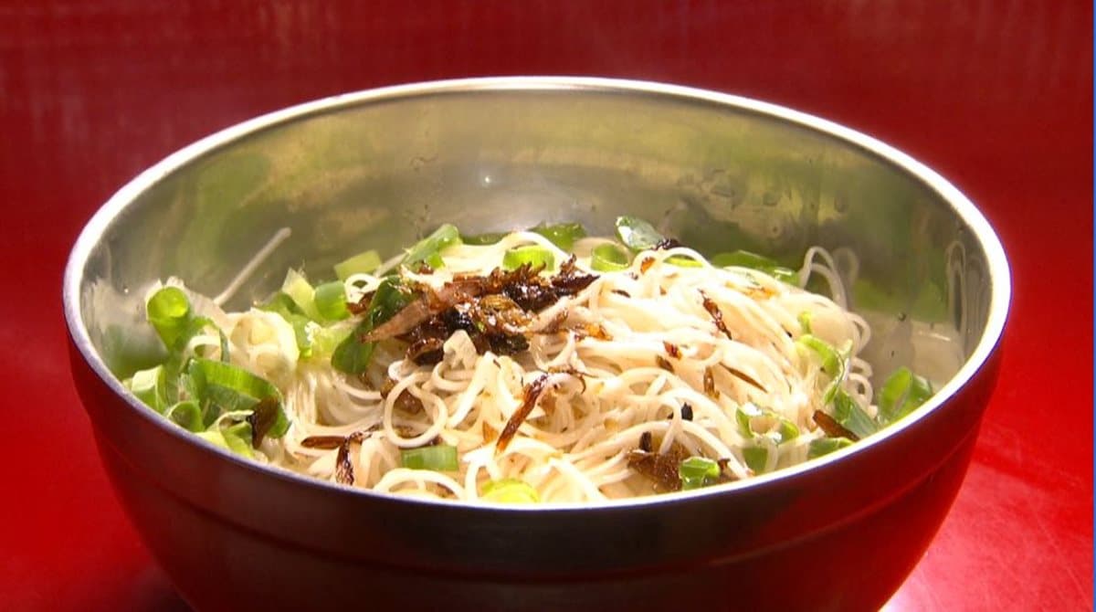  夜市飄出麻油雞香，這一味讓人凍抹條