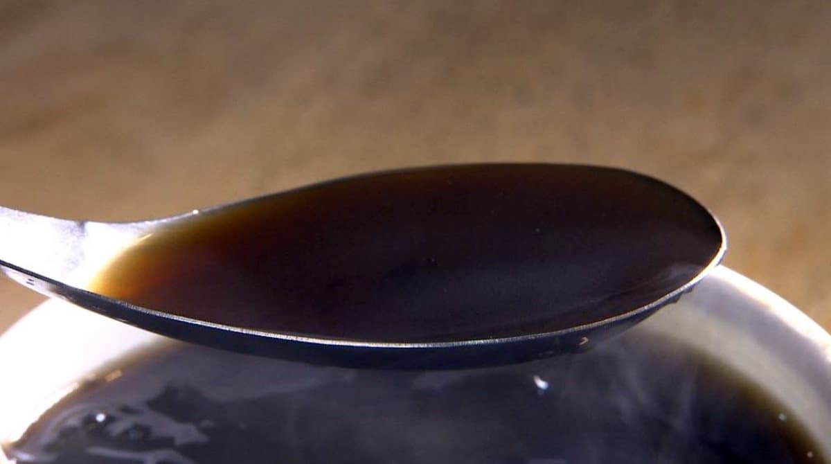 還在找台灣最好吃的燒仙草？  這家料多香滑吃過會懷念