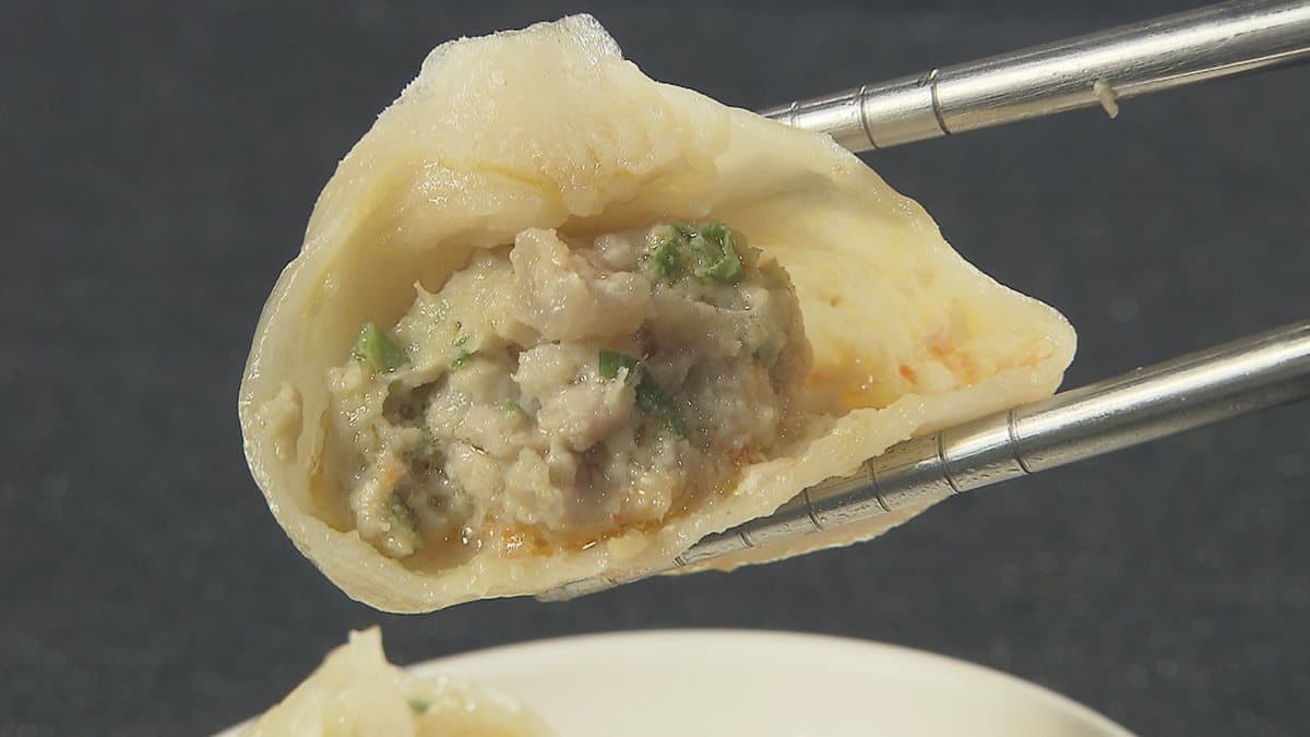 美食部落客的新歡  小籠湯包咬下會爆漿