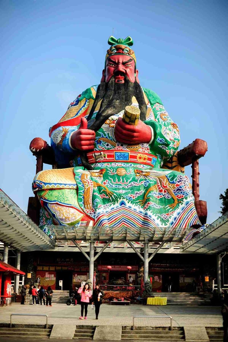 揭開上億身價的祕密！台灣富豪拜的財神廟是這些