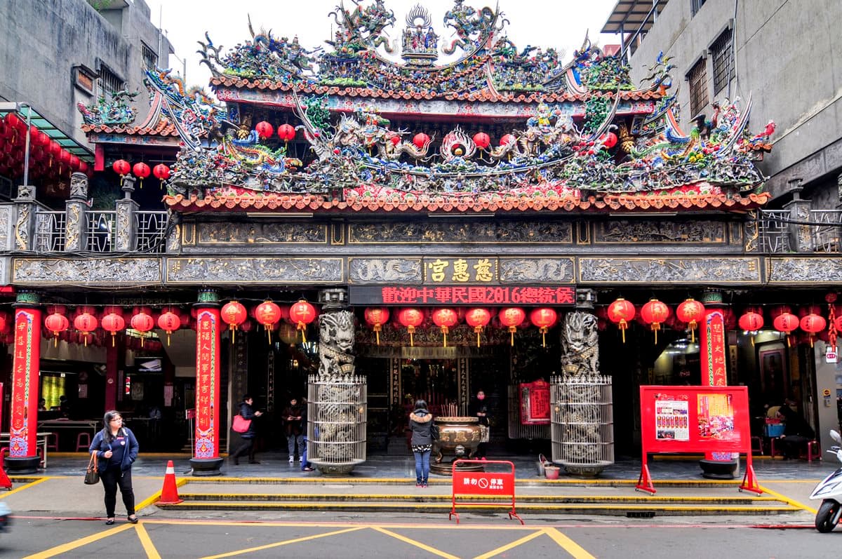 揭開上億身價的祕密！台灣富豪拜的財神廟是這些