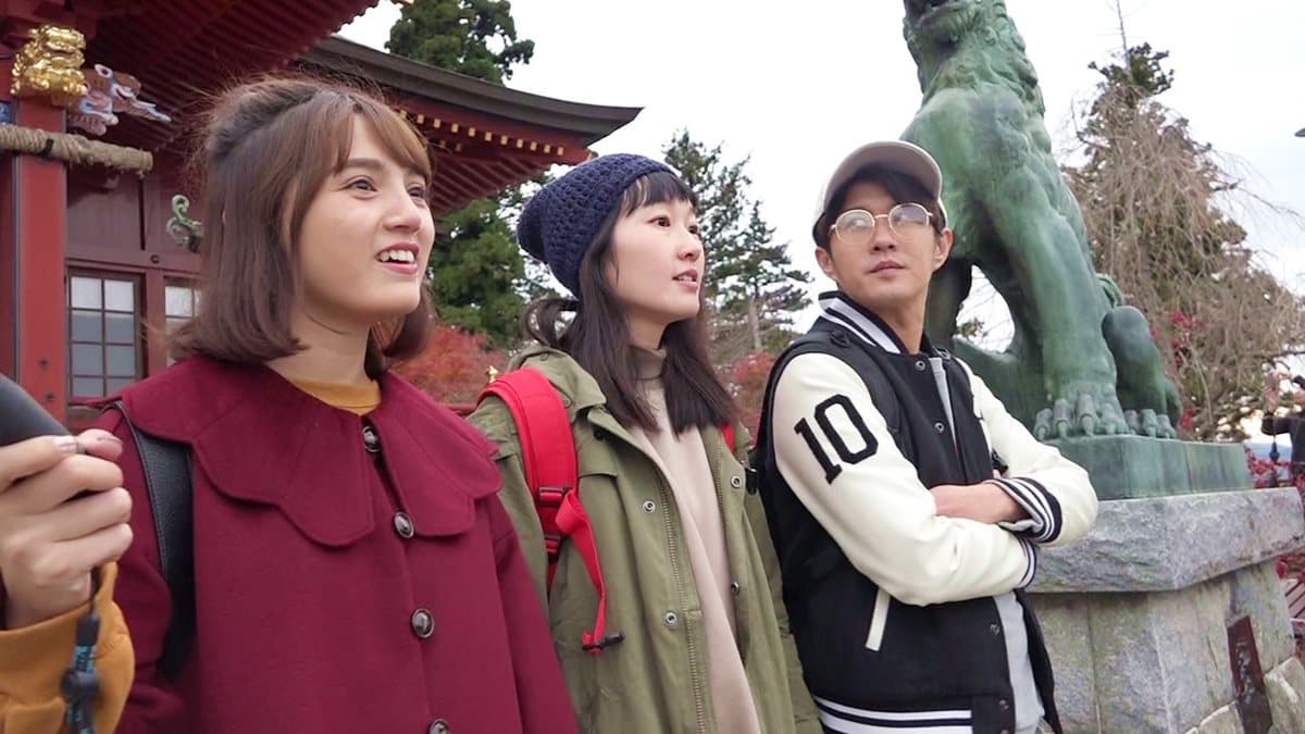 東京人都到這裡補充正能量！神社配楓紅太美了