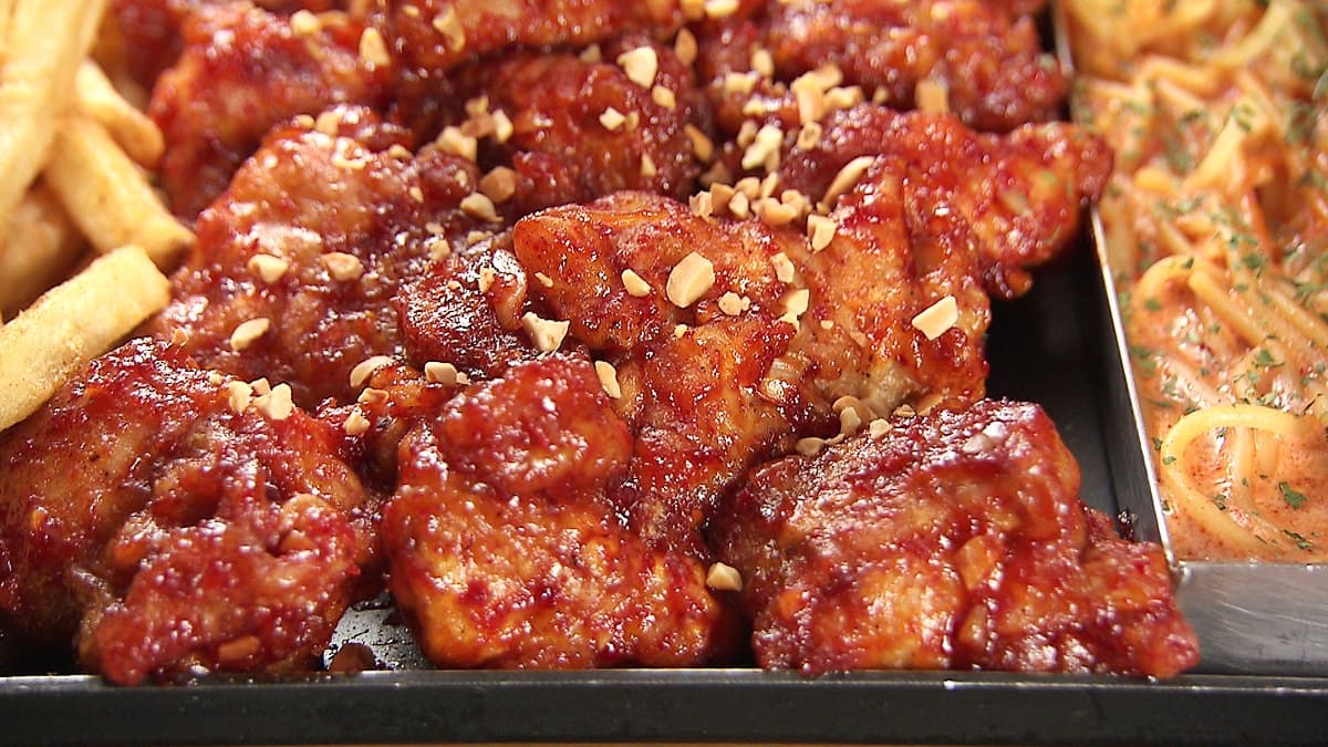 75公分韓國鐵板料理 泡菜炸雞通通給你 75公分韓國鐵板料理 泡菜炸雞通通給你